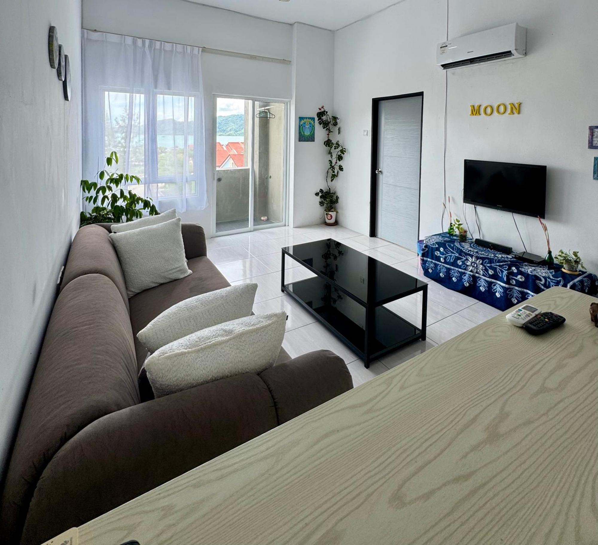 Full Moon Apartment Kuah Eksteriør billede